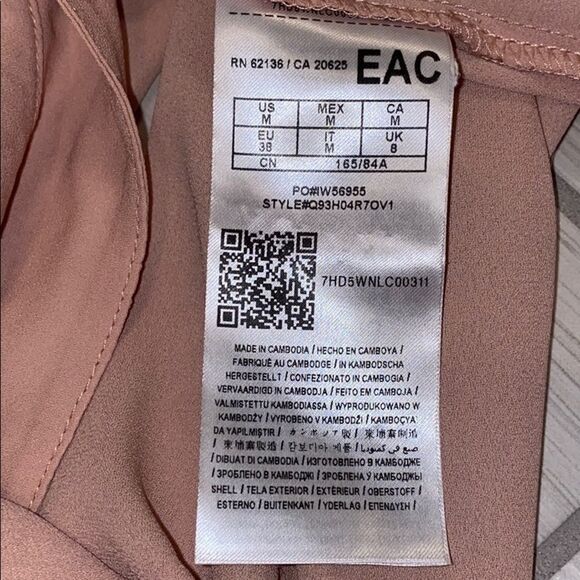 Guess V-Neck Button Down Blouse Size Medium - Picture 10 of 11